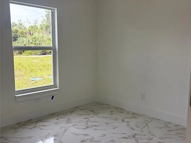 709 Ledge St — Photo 28