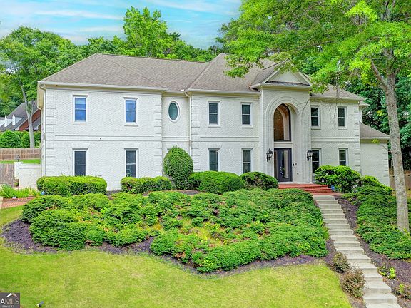 4th image of 535 Francis Pointe
