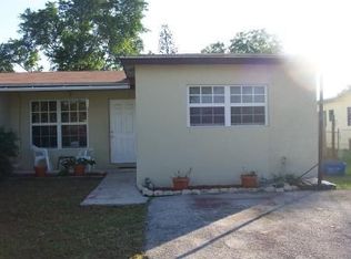 6922 SW 18th Ct, North Lauderdale, FL 33068