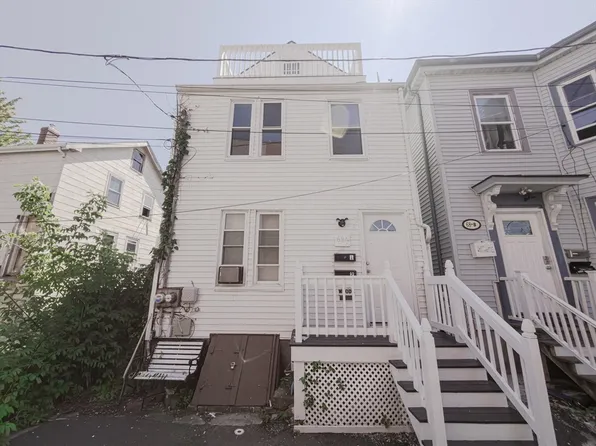 68-68 Sagamore St #A, Lynn, MA 01902