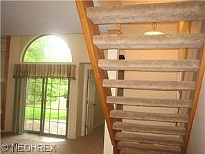 3rd image of 119 N Aspen Ct Unit 1