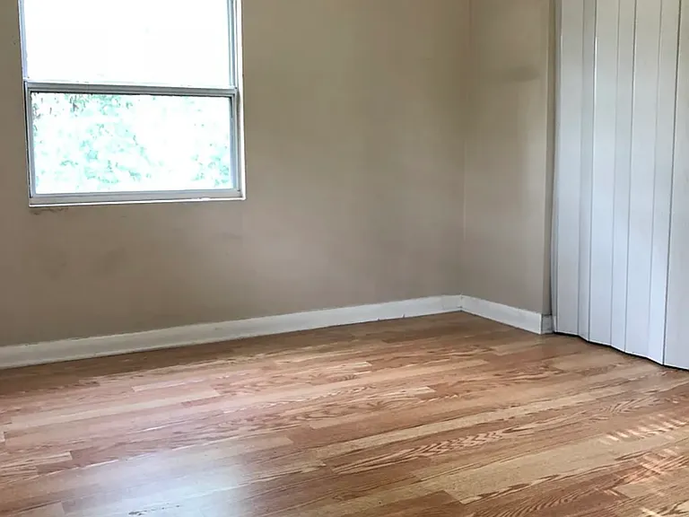 216 S Cedar Ave #5 — Photo 7
