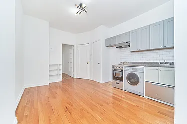 Rented by Living New York