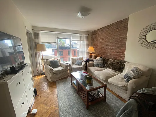 Rented by Bien Realty Ltd | media 1