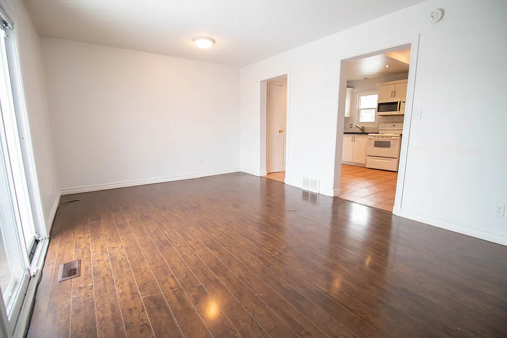 131 Rockwood Avenue - 33 — Photo 3