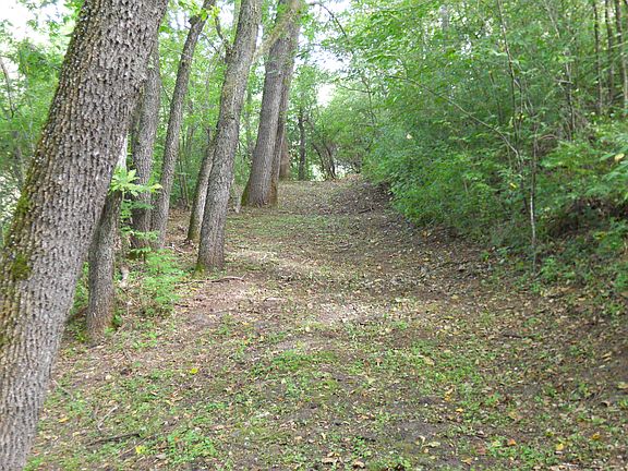 River's Edge trail 