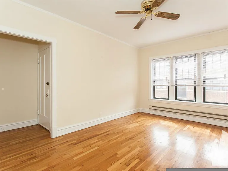 620 W Cornelia Ave — Photo 10