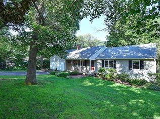 103 Stevens Ln, Glastonbury, CT 06033