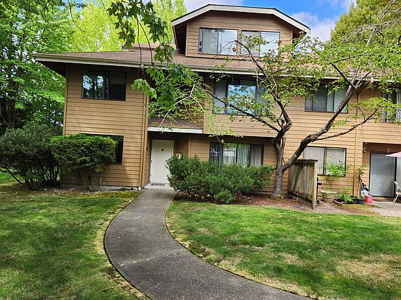 2nd image of 17905 140th Ln NE APT 112