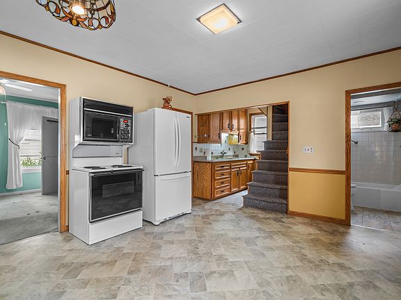 3rd image of 179 Mitchell Street