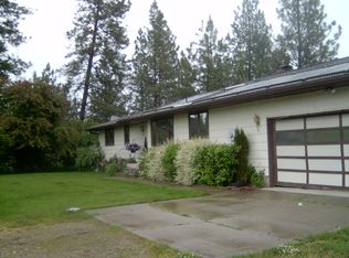 29310 N Selkirk View Dr, Chattaroy, WA 99003
