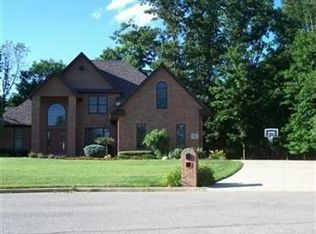 1638 Bluebell Trl, Poland, OH 44514