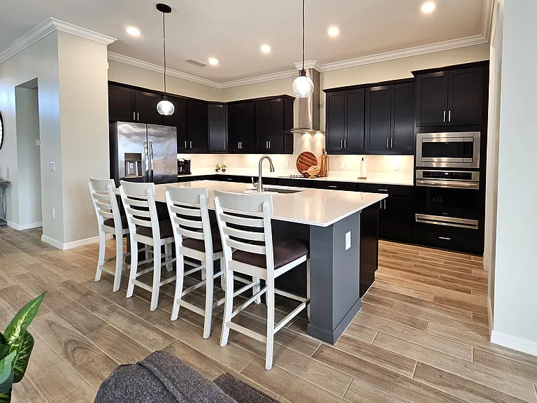 5981 Berwick Ln — Photo 11
