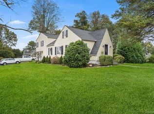 8 Raymond Drive, Carmel, NY 10512