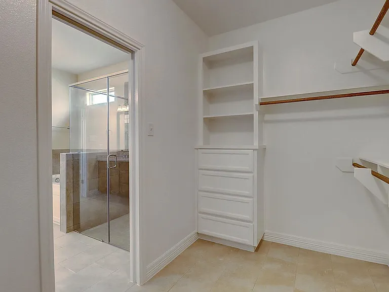 2202 Crystal Bay Dr — Photo 33