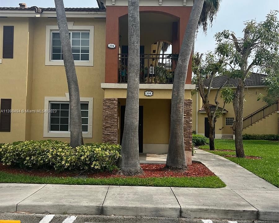 1st image of 3395 NE 9th St Unit 104