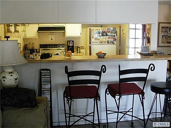 5th image of 363 Newport Ave Unit 314