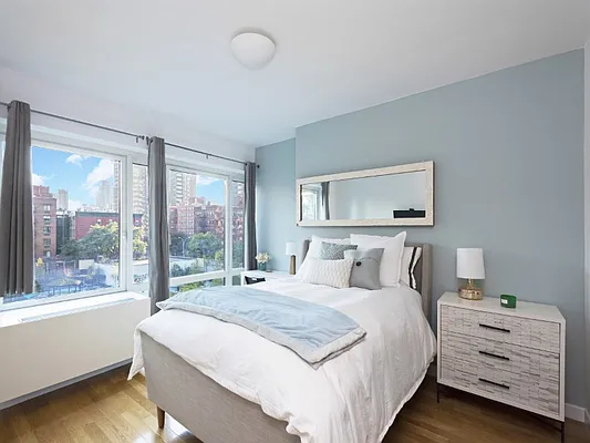Sold by Sotheby's International Realty | media 12