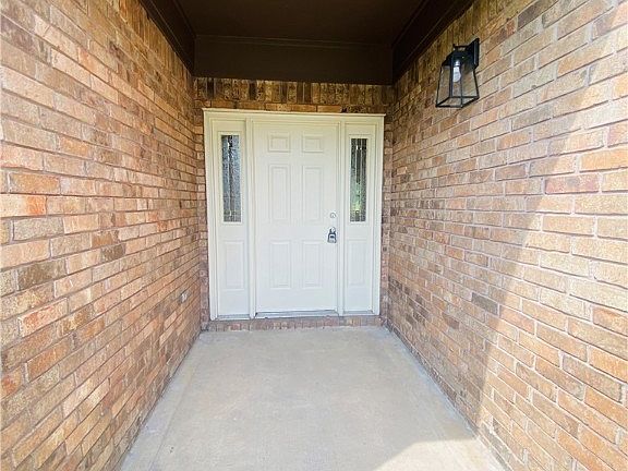 3rd image of 2328 Oliver Springs Way