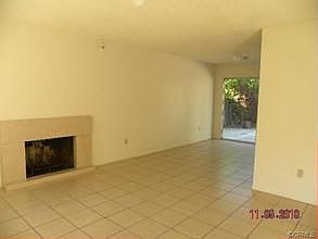 3rd image of 715 E Boxwood Ct