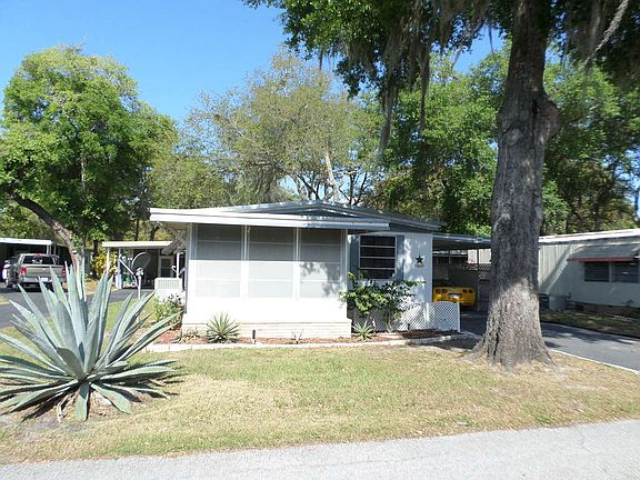 2nd image of 165 Camellia Dr
