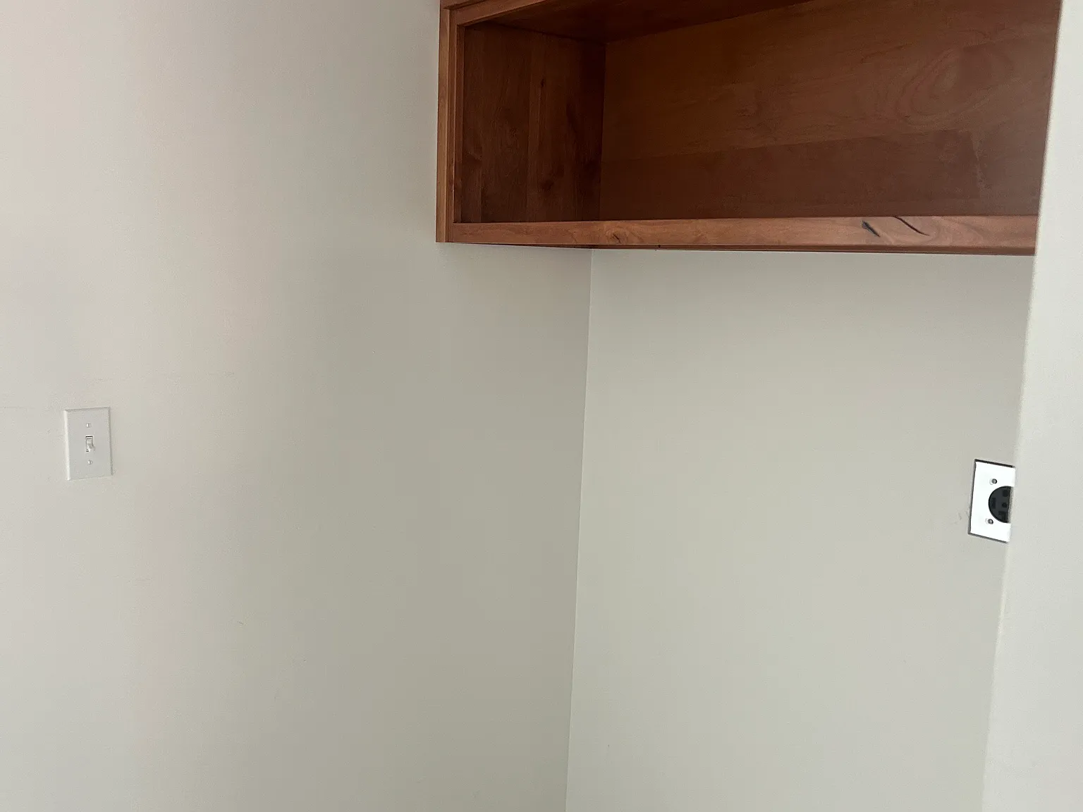 2 bed, 1000 sqft, $1,900 — Photo 4