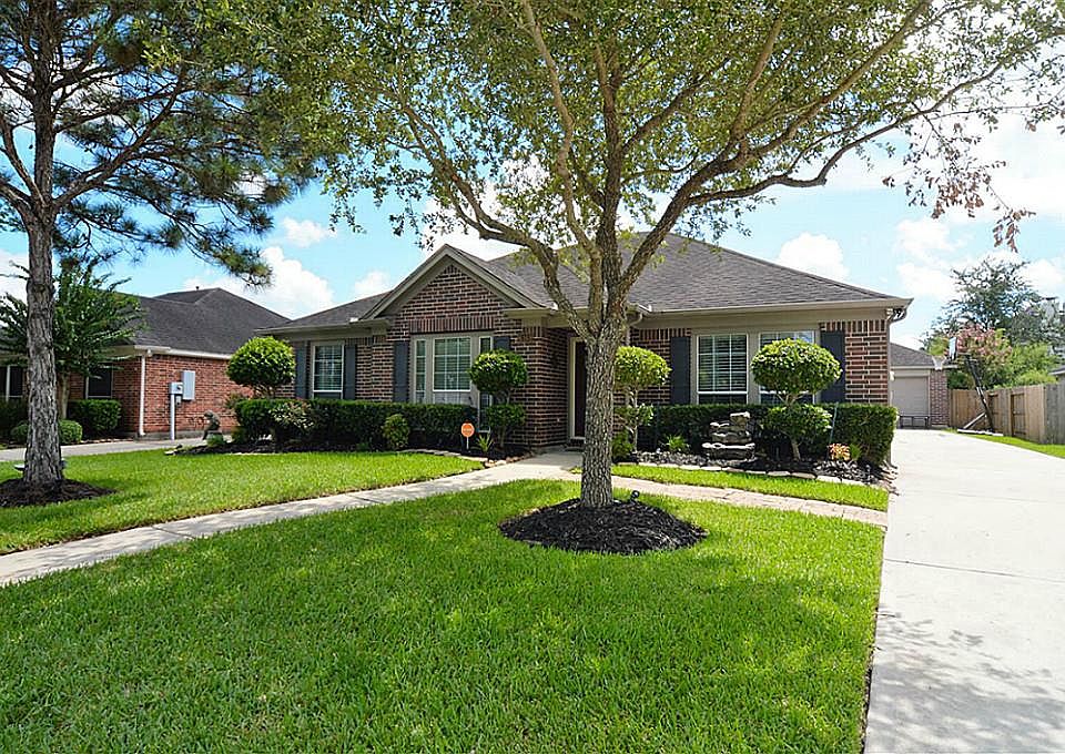 1st image of 6169 Blackburn Ct