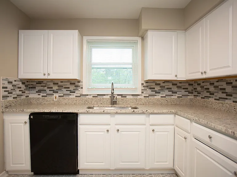 2308 Blackwood Rd — Photo 6