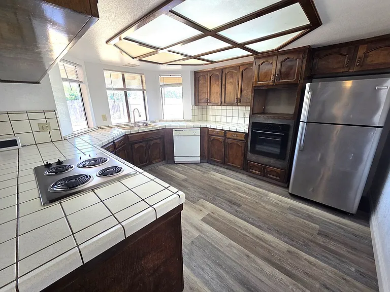 1551 La Vida Ct — Photo 6