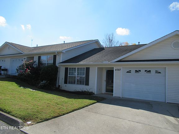 2nd image of 4757 Royal Prince Way #4