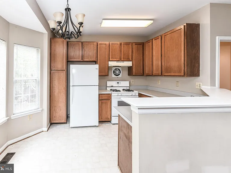 13100 Watchwood Ln — Photo 13