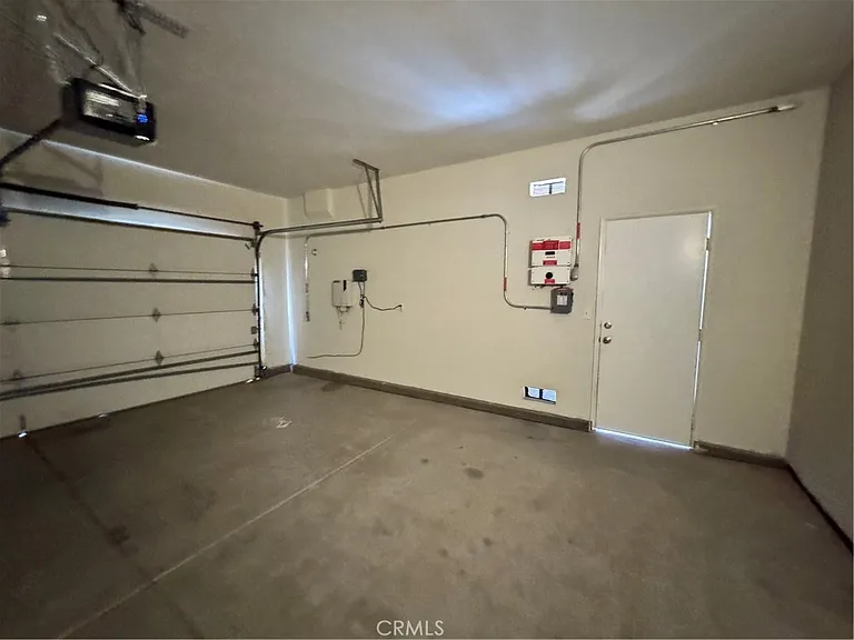 36168 Leeds St — Photo 35