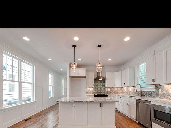 Stunning gourmet kitchen  