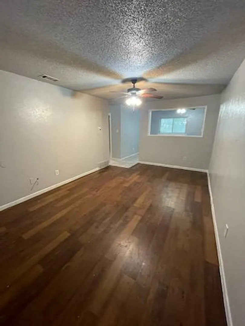 Single-Family Home Available! — Photo 2
