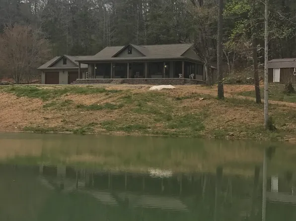 521 Winchester Trl, Russellville, AL 35653