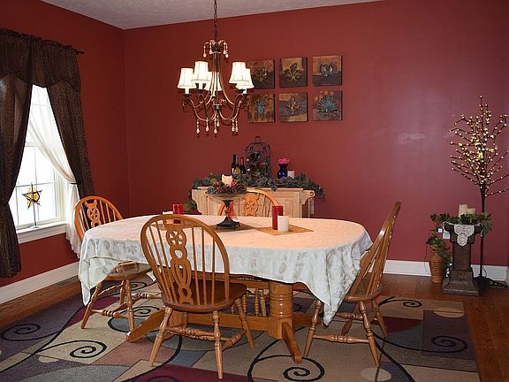 4th image of 1216 Fox Meadow Cir