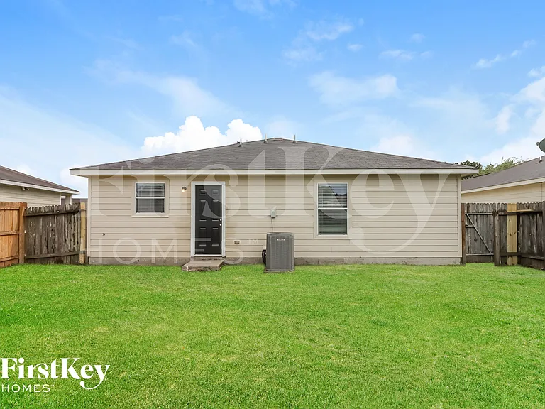 4506 Nueces River Loop — Photo 15