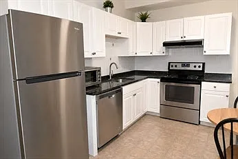 2 bed, 1.0 bath, 999 sqft, $2,658 — Photo 3