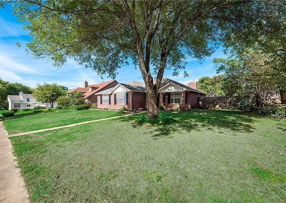1st image of 925 Carmela Dr