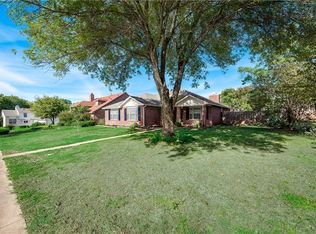 925 Carmela Dr, Desoto, TX 75115