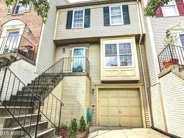 22009 Guilford Station Ter, Sterling, VA 20166