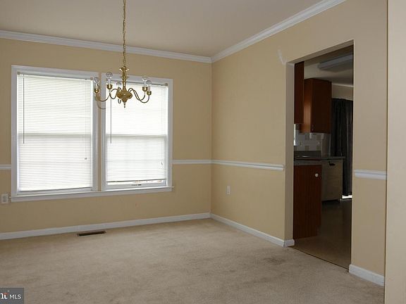 4th image of 102 McWharton Way