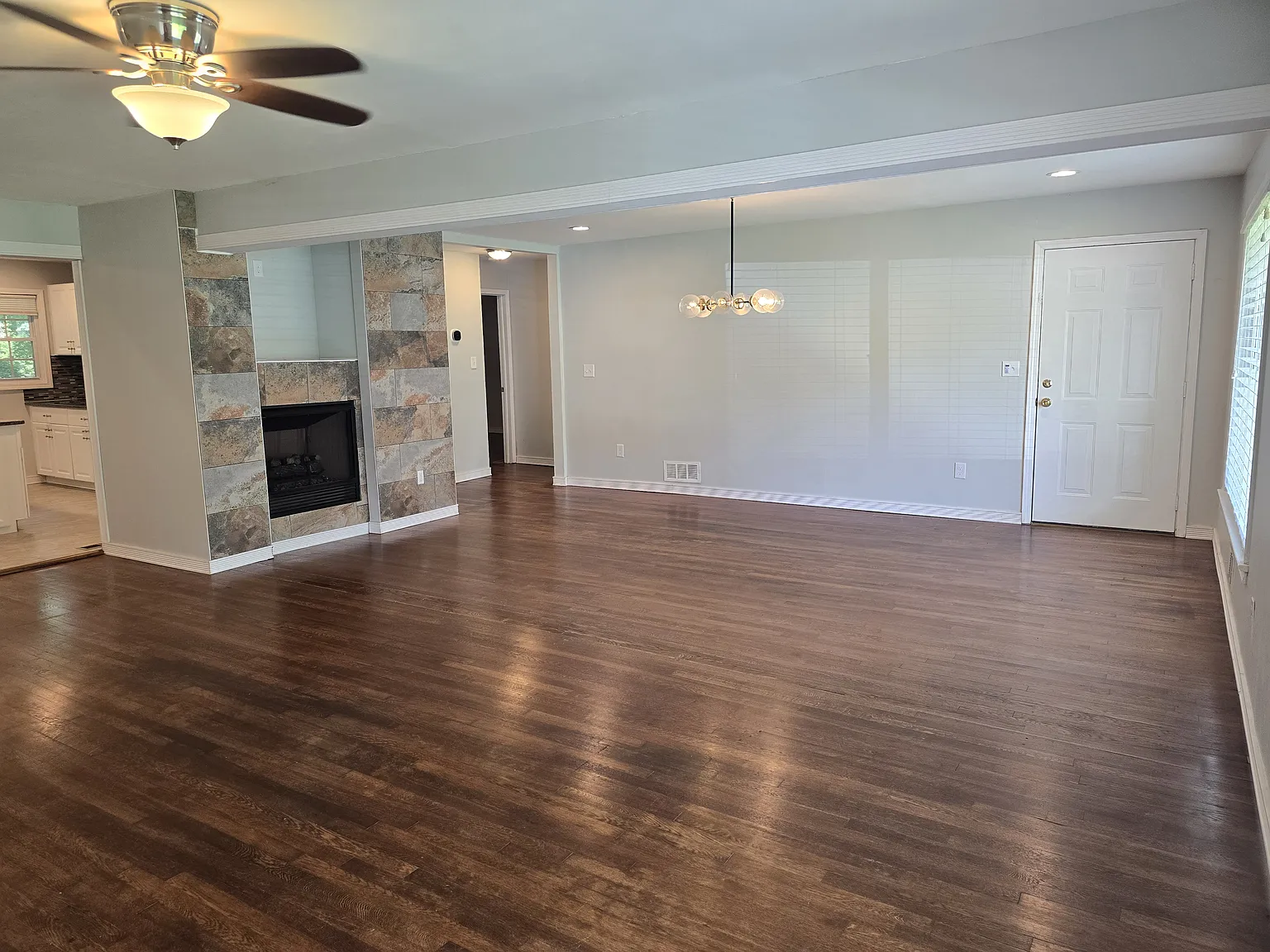 4 bed, 1700 sqft, $2,050 — Photo 2