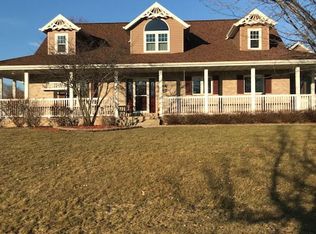 15051 Telegraph Rd, Pecatonica, IL 61063