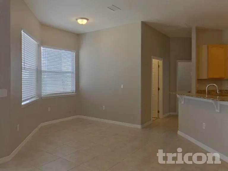 1751 Southern Oak Loop — Photo 4