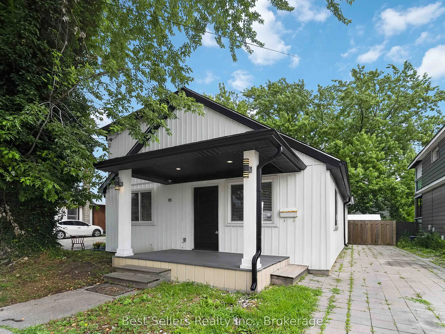 2 bed, $2,600 — Photo 2