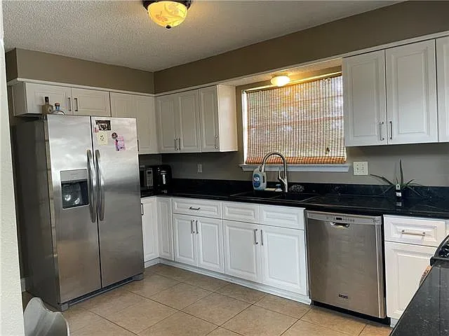 2095 Golfview Dr — Photo 7