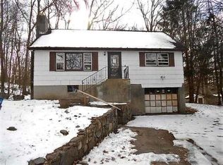 9 Longview Ln, Sussex, NJ 07461