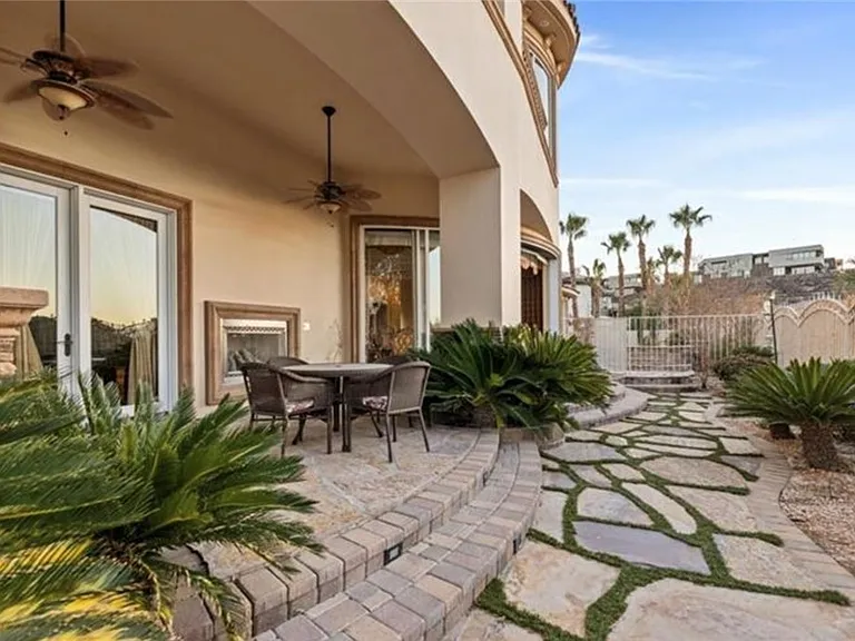 777 Clove Ct — Photo 32