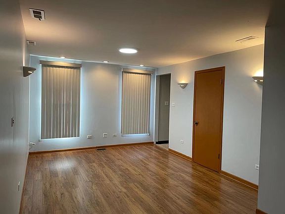 2nd image of 2939 S Parnell Ave #1